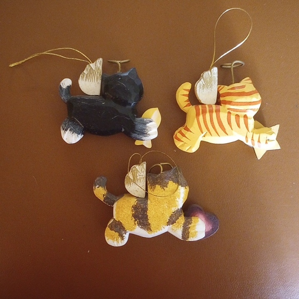3 Wooden Cat Christmas Ornaments w/ Angel Wings & Halo - Picture 5 of 7